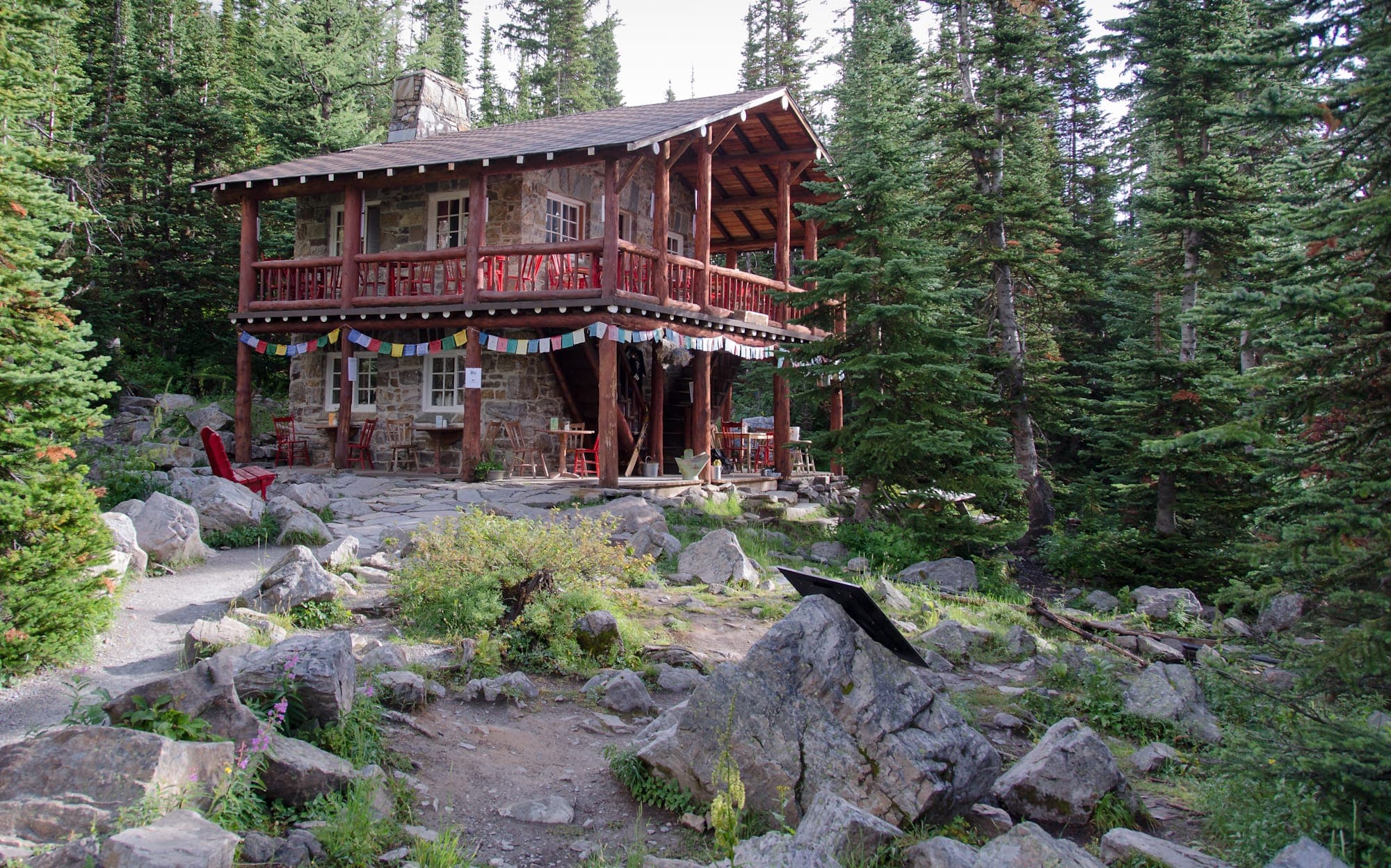 The Plain of Six Glaciers Teahouse at the top of the moraine